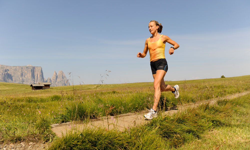 Mountain running in South Tyrol for ambitious sportsmen: Seiser Alm Half Marathon and Brixen Dolomites Marathon