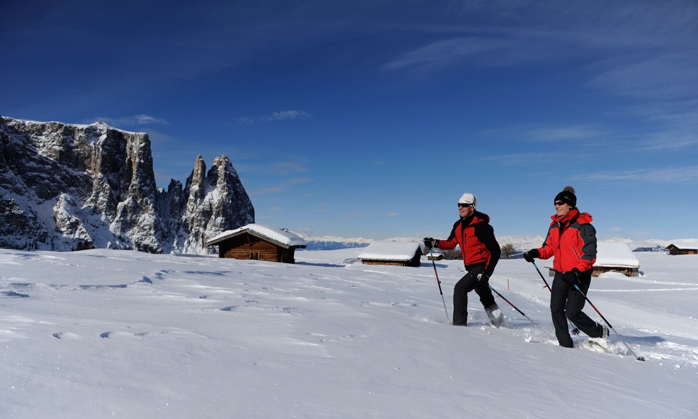 Escursionismo con le ciaspole sull'Alpe di Siusi: anche per principianti